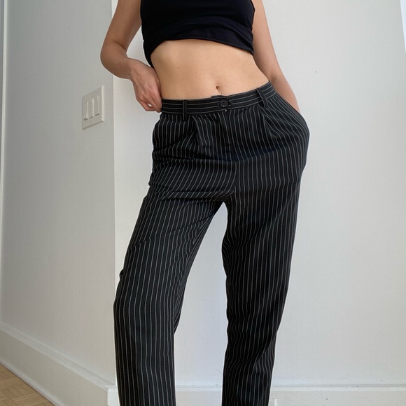 **SOLD DO NOT BUY ** Cutest midrise pinstripe trousers/ pants!! - Picture 6 of 15